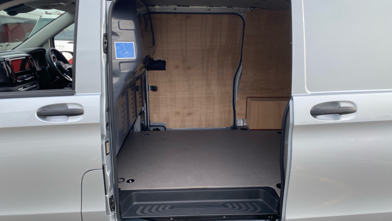 Mercedes-Benz Vito L2 Diesel Rwd 116CDI Select Van 9G-Tronic